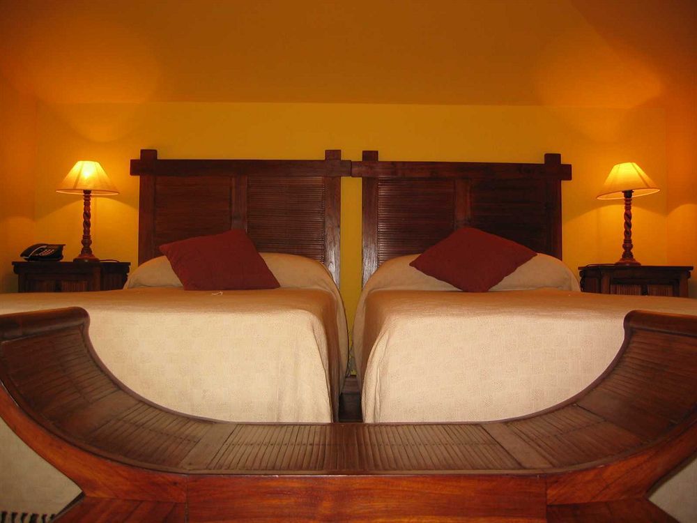 Aire De Ruesga Hotel ภายนอก รูปภาพ